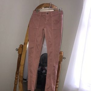 pink skinny jeans